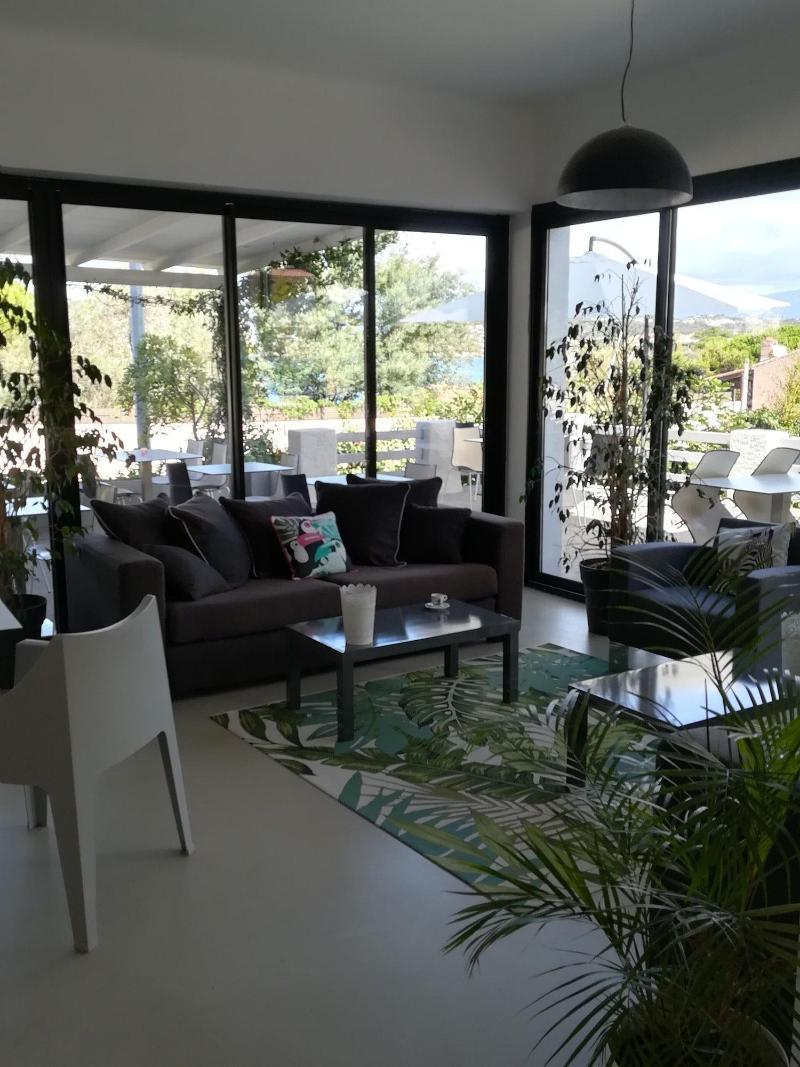 L'isolella 3*
